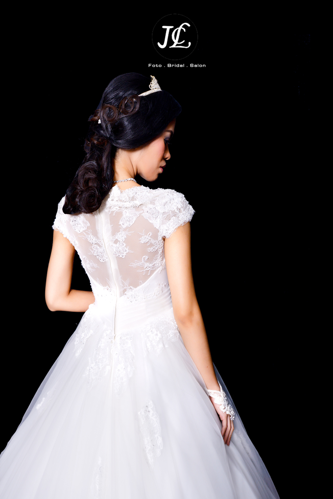 WEDDING GOWN IV by JCL FOTO BRIDAL SALON - 001 WEDDING GOWN IV by JCL FOTO BRIDAL SALON - 001