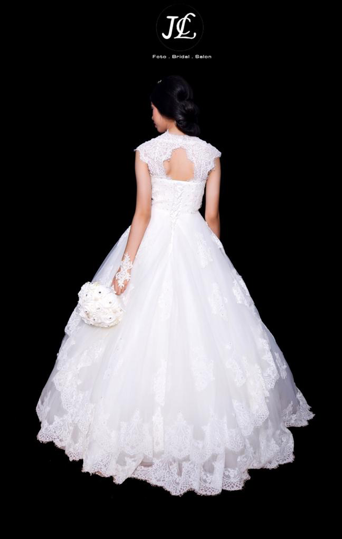 WEDDING GOWN XXXII by JCL FOTO BRIDAL SALON - 002 WEDDING GOWN XXXII by JCL FOTO BRIDAL SALON - 002