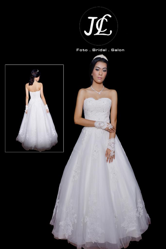WEDDING GOWN XXXIII by JCL FOTO BRIDAL SALON - 003 WEDDING GOWN XXXIII by JCL FOTO BRIDAL SALON - 003