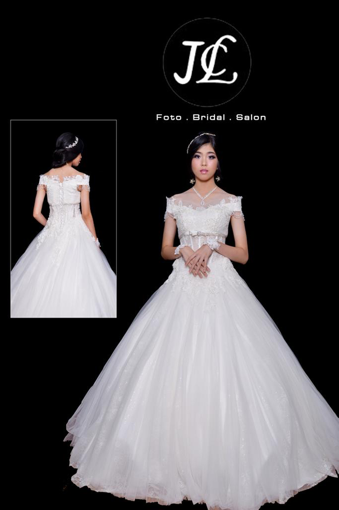 WEDDING GOWN XXXVI by JCL FOTO BRIDAL SALON - 003 WEDDING GOWN XXXVI by JCL FOTO BRIDAL SALON - 003