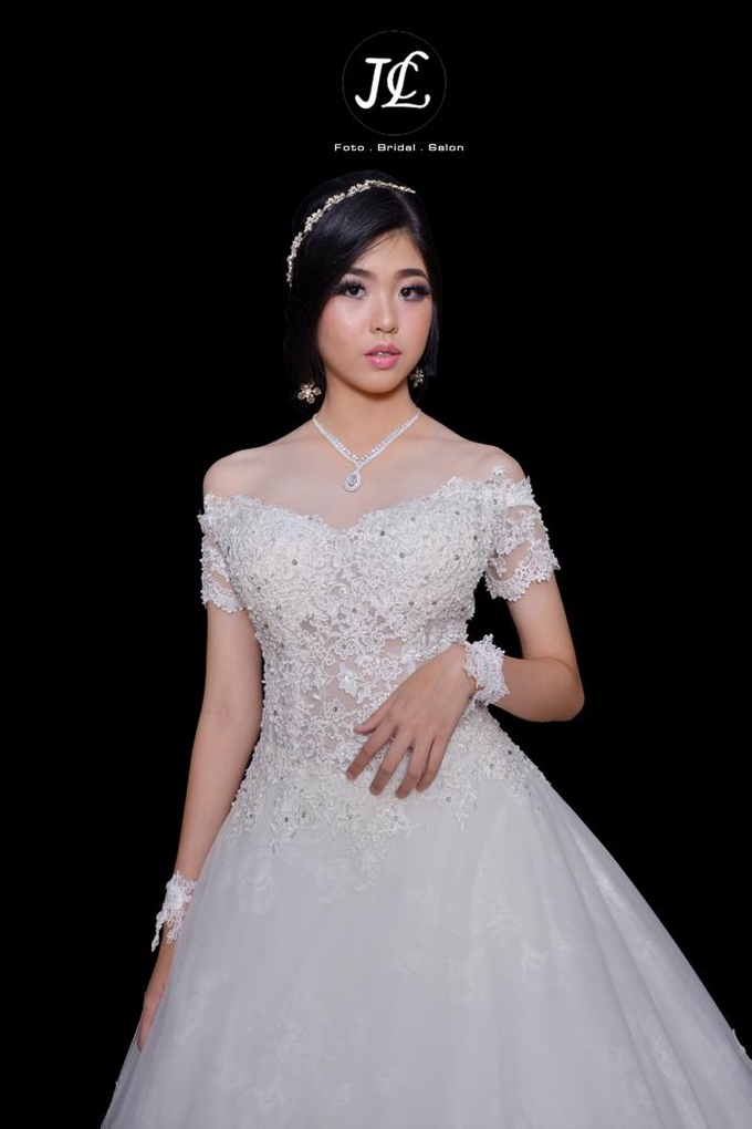 WEDDING GqoWN XXXVII by JCL FOTO BRIDAL SALON - 003 WEDDING GqoWN XXXVII by JCL FOTO BRIDAL SALON - 003
