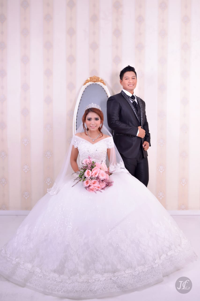 PREWEDDING INDOOR VERONICA & FEBRIANT by JCL FOTO BRIDAL SALON - 007 PREWEDDING INDOOR VERONICA & FEBRIANT by JCL FOTO BRIDAL SALON - 007