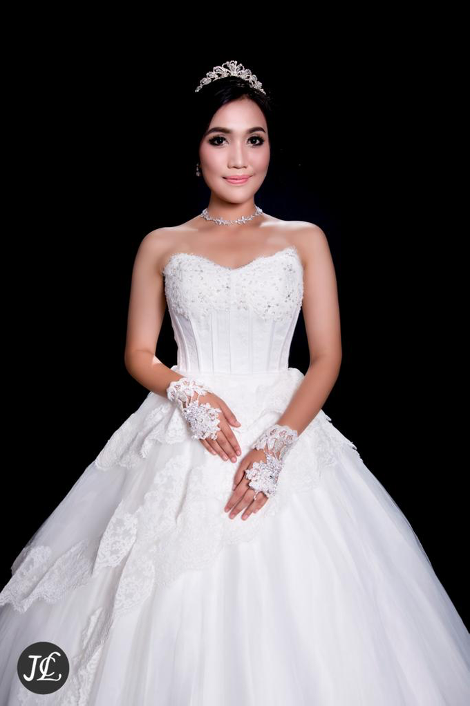 WEDDING GOWN 43 by JCL FOTO BRIDAL SALON - 001 WEDDING GOWN 43 by JCL FOTO BRIDAL SALON - 001