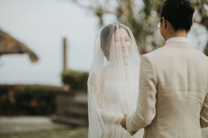 Chris & Calista Real Wedding at The Stone House by Tirtha by Tirtha Bridal - 020 Chris & Calista Real Wedding at The Stone House by Tirtha by Tirtha Bridal - 020
