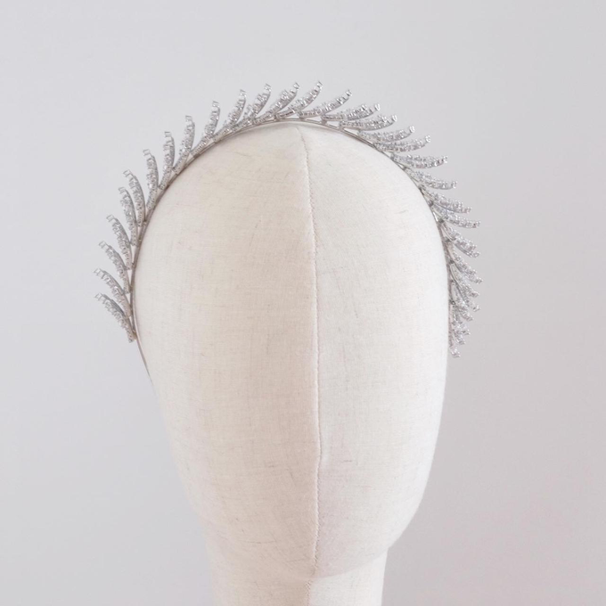 RENT 50% OFF - Diamond Hairpiece (DH-3704) by Jeestudio Id - 002 RENT 50% OFF - Diamond Hairpiece (DH-3704) by Jeestudio Id - 002