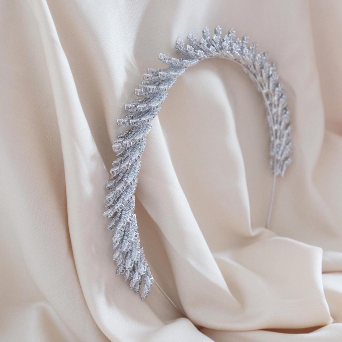 RENT 50% OFF - Diamond Hairpiece (DH-3704) by Jeestudio Id - 005 RENT 50% OFF - Diamond Hairpiece (DH-3704) by Jeestudio Id - 005