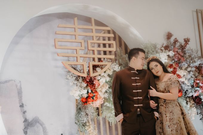 Maudy & Christian Engagement Decoration at Trans Luxury Hotel Ballroom by Valentine Wedding Decoration - 041