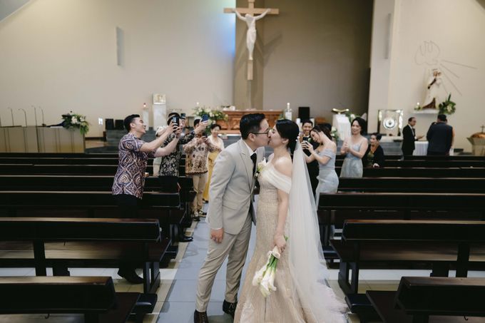 Jessica & Fristel Wedding at Atria Gading Serpong Hotel Part 2 by Cava Atelier - 025 Jessica & Fristel Wedding at Atria Gading Serpong Hotel Part 2 by Cava Atelier - 025