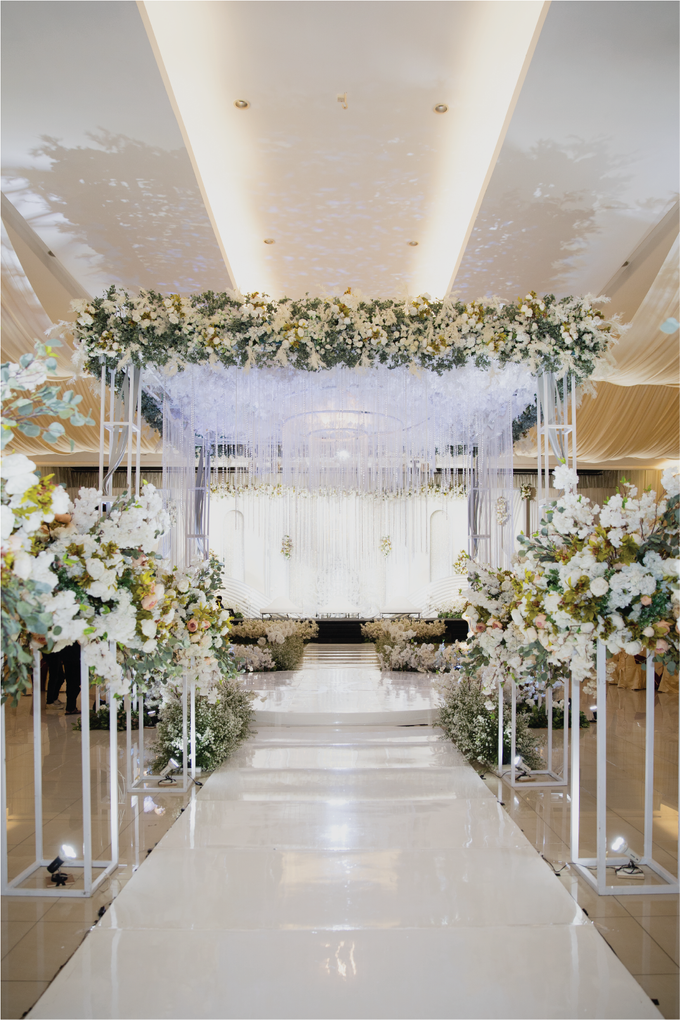 Joseph & Fitri Wedding Decoration at Graha Mekar Wangi by Valentine Wedding Decoration - 029