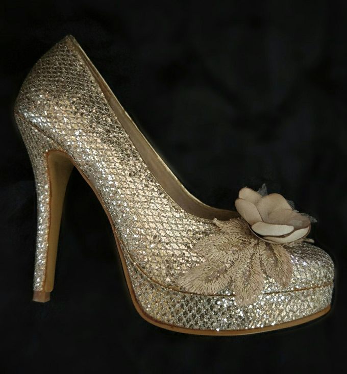 Sparkling Gold Pump Vousbelle Bridestory