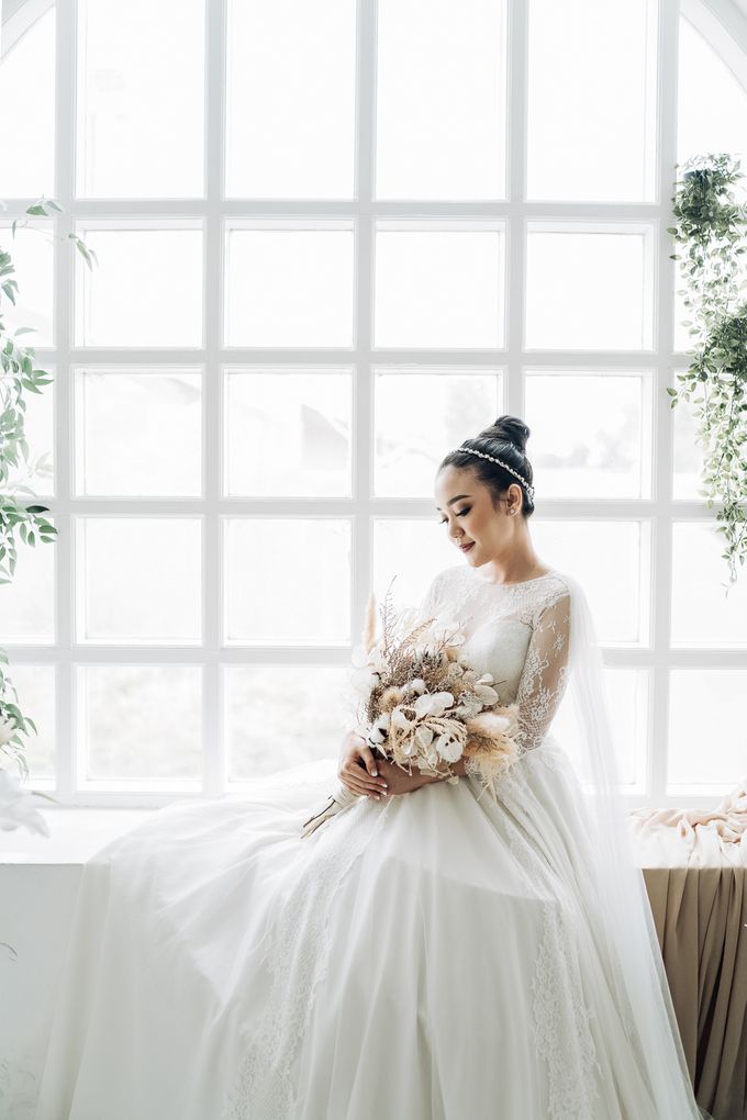 Prewedding of Yohanna & Benny at Studio Kini Greenville by Warna Project - 005 Prewedding of Yohanna & Benny at Studio Kini Greenville by Warna Project - 005