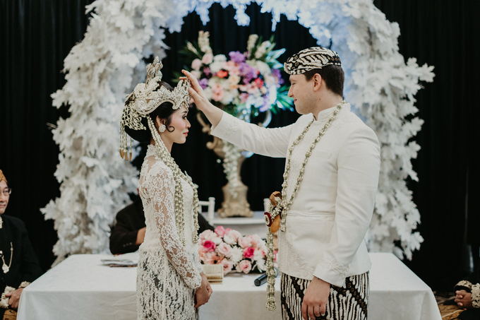 Sebastian & Priska by Berkat Kebaya By Devina Shanti - 009