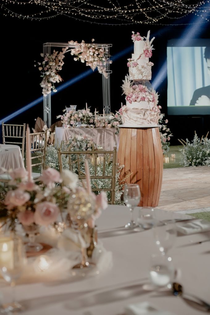 The Wedding of Johan & Murie by Bali Wedding Entertainment - 023 The Wedding of Johan & Murie by Bali Wedding Entertainment - 023