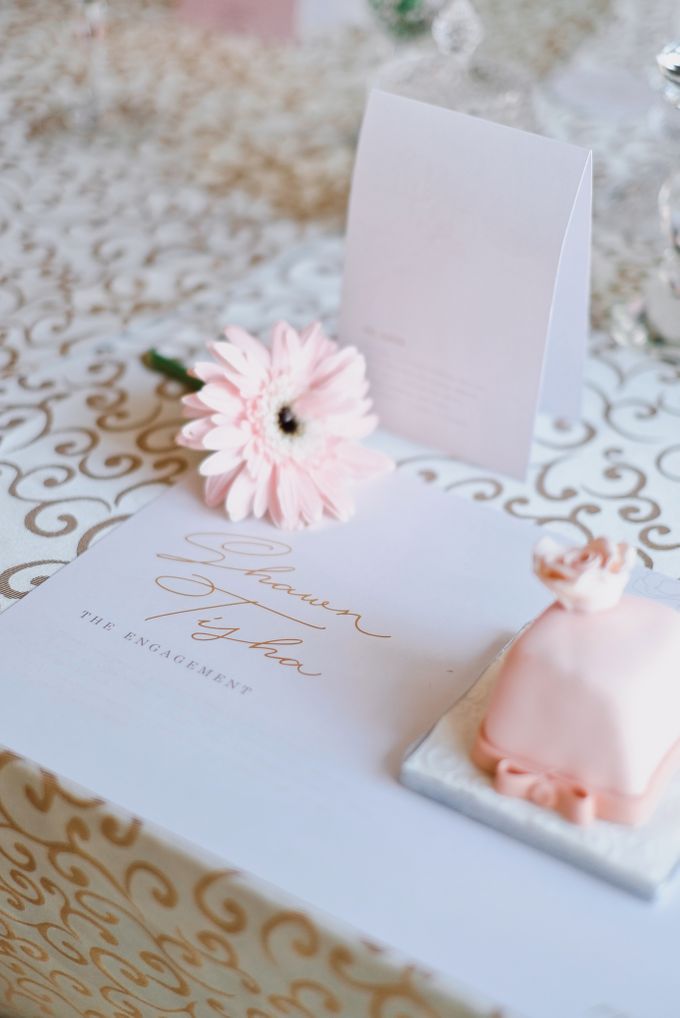 Shawn & Tisha Engagement by Hilda by Bridestory - 003 Shawn & Tisha Engagement by Hilda by Bridestory - 003