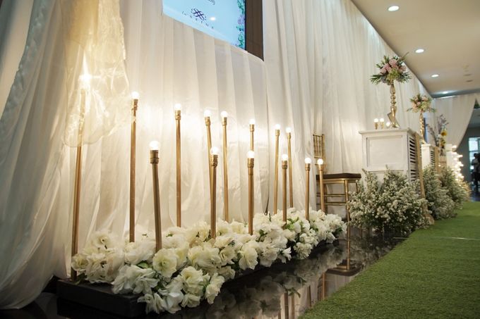 Nadya & darian decoration Wedding by Our Wedding & Event Organizer - 005 Nadya & darian decoration Wedding by Our Wedding & Event Organizer - 005