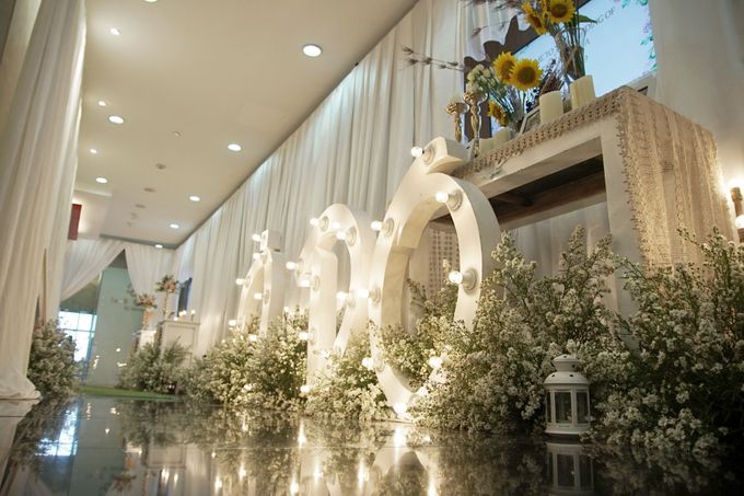 Nadya & darian decoration Wedding by Our Wedding & Event Organizer - 008 Nadya & darian decoration Wedding by Our Wedding & Event Organizer - 008