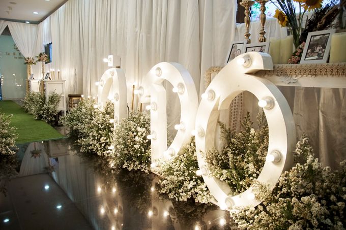 Nadya & darian decoration Wedding by Our Wedding & Event Organizer - 009 Nadya & darian decoration Wedding by Our Wedding & Event Organizer - 009