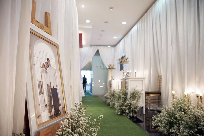 Nadya & darian decoration Wedding by Our Wedding & Event Organizer - 011 Nadya & darian decoration Wedding by Our Wedding & Event Organizer - 011
