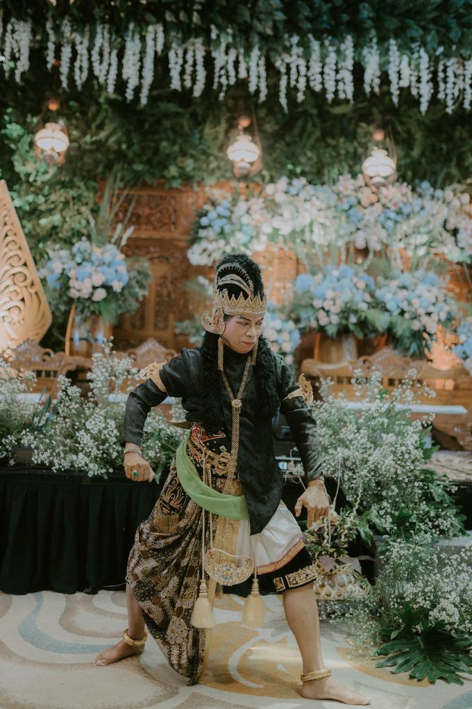 Wedding of Agung & Nia by Overjoyed Wedding Planner & Organizer - 033