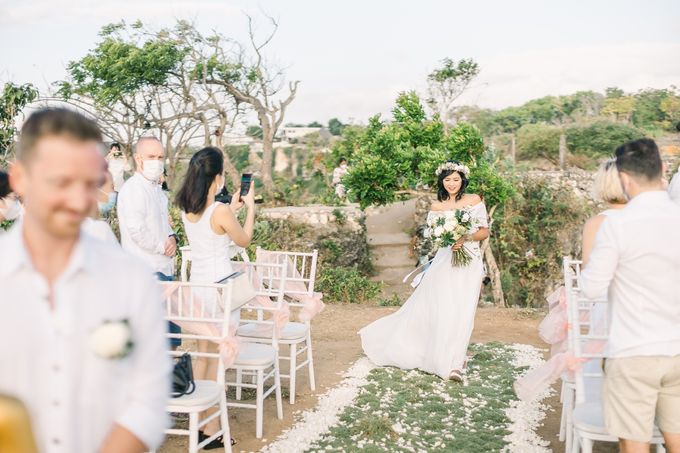 Angela & Michael Wedding | Balangan Beach, Jimbaran Bali | Bali Wedding Photography by Bali Wedding Cinema - 026 Angela & Michael Wedding | Balangan Beach, Jimbaran Bali | Bali Wedding Photography by Bali Wedding Cinema - 026