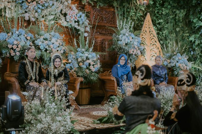 Wedding of Agung & Nia by Overjoyed Wedding Planner & Organizer - 041