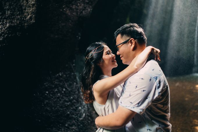 Enchanting Waterfall Session in Bali by FIRE, WOOD & EARTH - 008