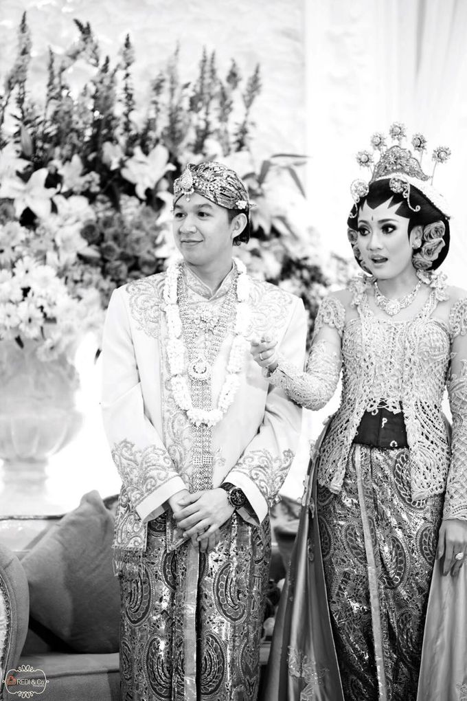 Ajeng & Yogia by REDI & Co. Photography - 007