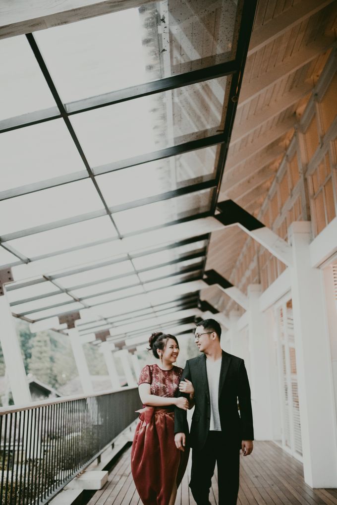 Karlina & Ariyanto Engagement Session by ATIPATTRA - 031