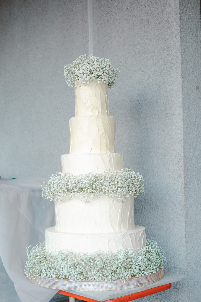 The Wedding of Joni & Selvia by KAIA Cakes & Co. - 019