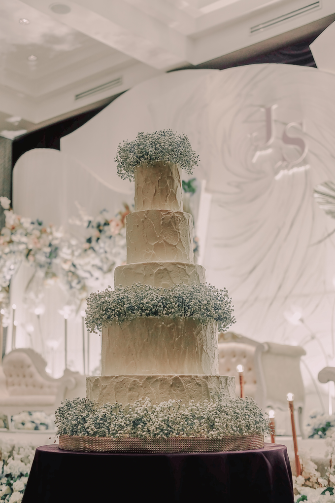 The Wedding of Joni & Selvia by KAIA Cakes & Co. - 002