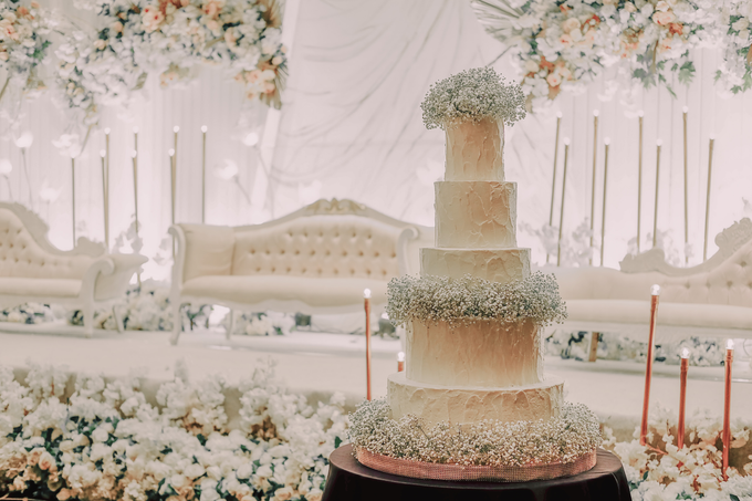 The Wedding of Joni & Selvia by KAIA Cakes & Co. - 003