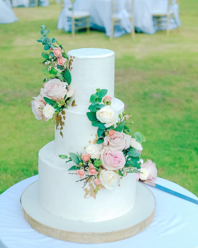 The wedding of Nicholas & Febiola by KAIA Cakes & Co. - 006