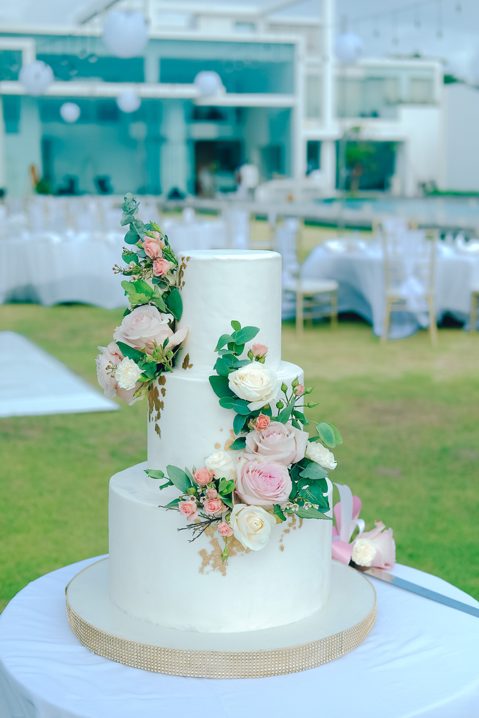 The wedding of Nicholas & Febiola by KAIA Cakes & Co. - 022