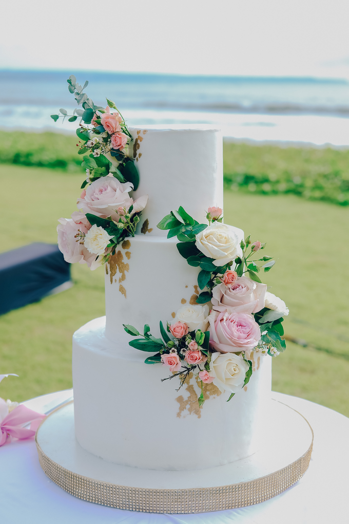 The wedding of Nicholas & Febiola by KAIA Cakes & Co. - 023