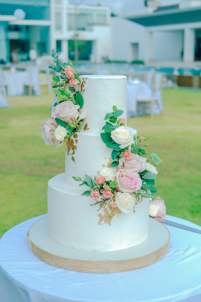 The wedding of Nicholas & Febiola by KAIA Cakes & Co. - 030