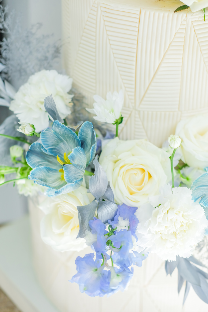 The wedding of Ferry & Kartika by KAIA Cakes & Co. - 002