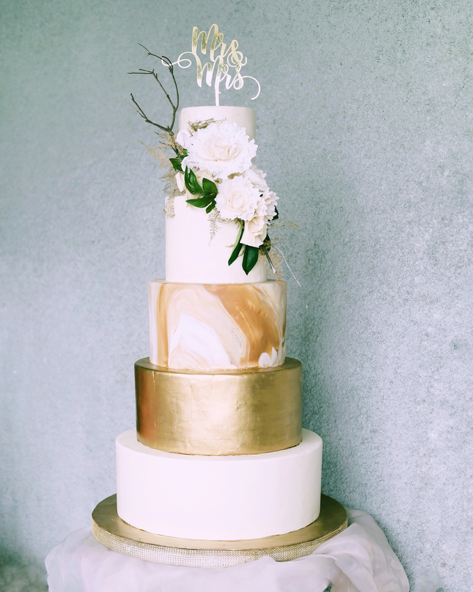 The wedding of Yohanes & Emelia by KAIA Cakes & Co. - 001