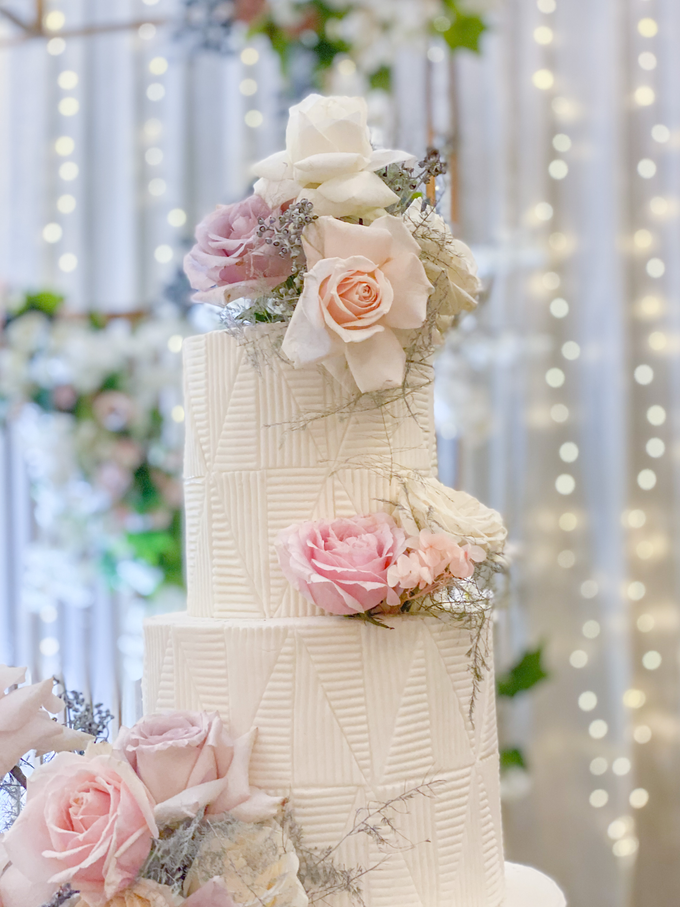 The wedding of Gerry & Verina by KAIA Cakes & Co. - 013