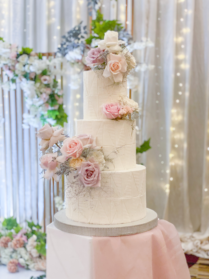 The wedding of Gerry & Verina by KAIA Cakes & Co. - 015