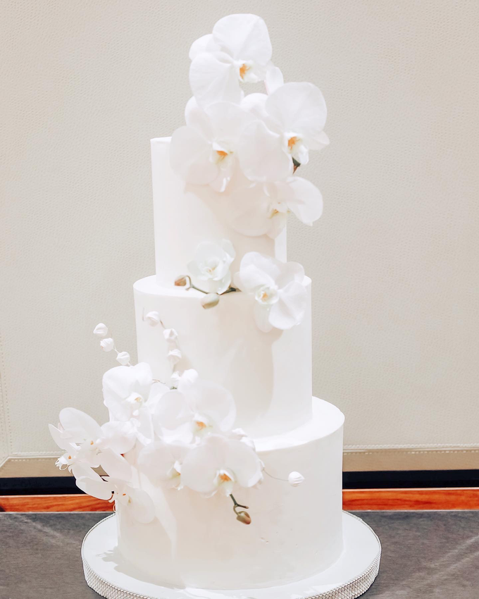 The wedding of Kevin & Sarah by KAIA Cakes & Co. - 001 The wedding of Kevin & Sarah by KAIA Cakes & Co. - 001