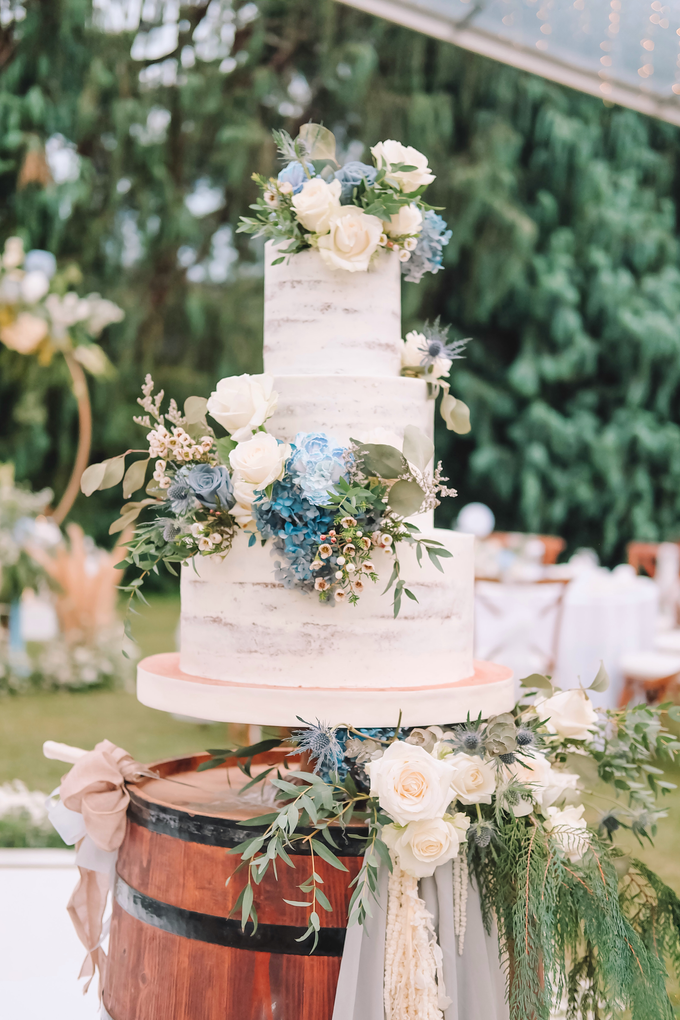 The wedding of Romy & Shanti by KAIA Cakes & Co. - 028