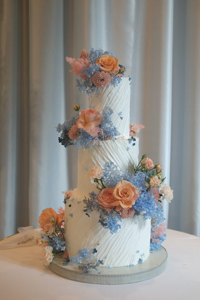 The wedding of Steven & Avy by KAIA Cakes & Co. - 006