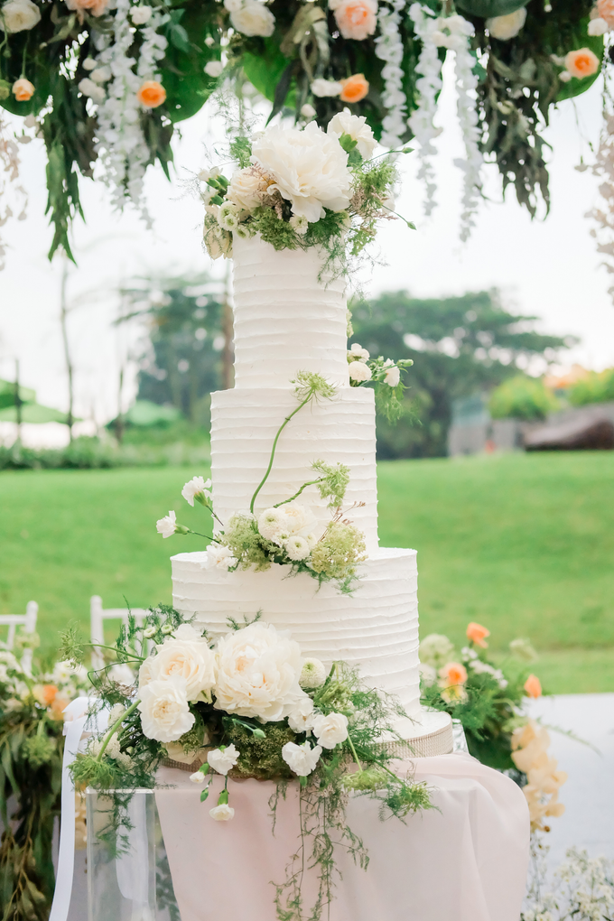 The wedding of Melvin & Cassandra by KAIA Cakes & Co. - 013