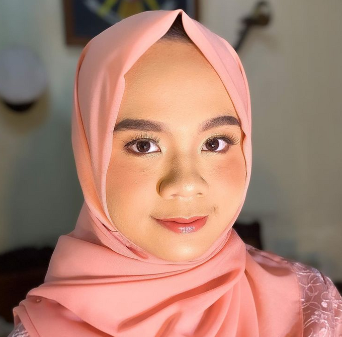 Bridesmaid Make Up by Make Up by Mutiara Fallahdani - 012 Bridesmaid Make Up by Make Up by Mutiara Fallahdani - 012