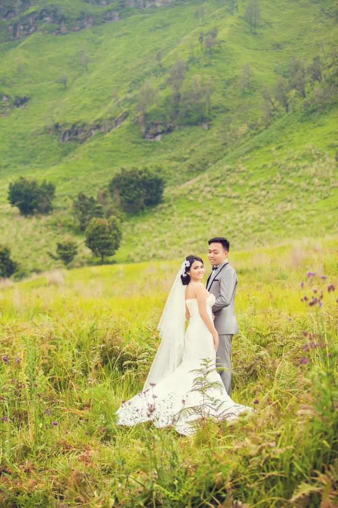 BROMO TRIP by KANETA  BRIDAL - 001