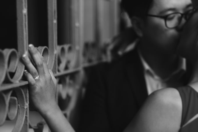 Emotional & Creative Prewedding Shots In Singapore by Wade Photography - 001