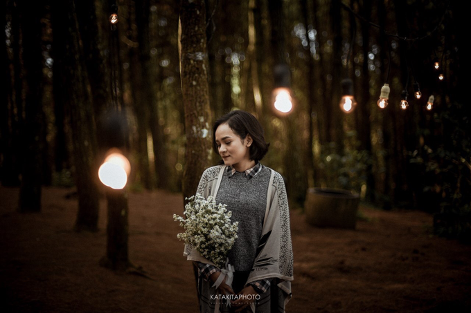 The prewedding of Astari & Andhika by Katakitaphoto - 002 The prewedding of Astari & Andhika by Katakitaphoto - 002