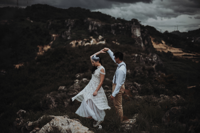 Nathaniel & Charlotte’s Prewedding by Katakitaphoto - 025 Nathaniel & Charlotte’s Prewedding by Katakitaphoto - 025