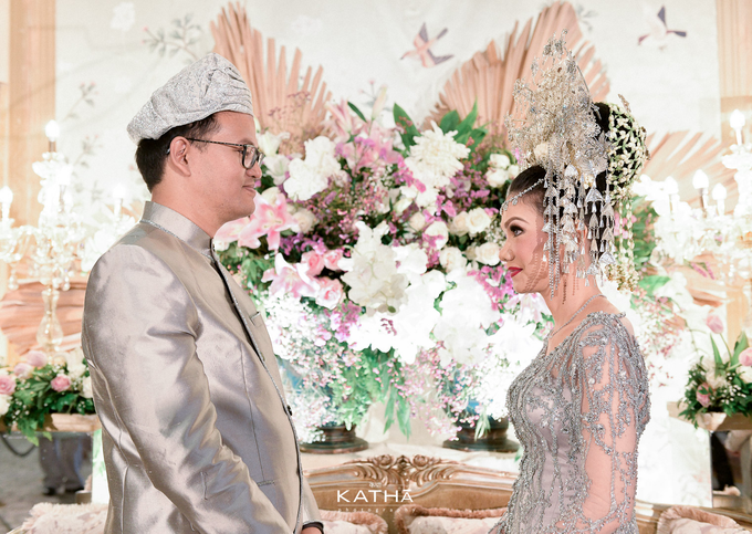 Iin & Kikis Wedding by Katha Photography - 012