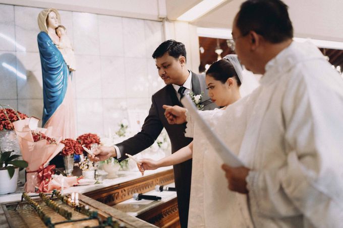 Katharina & Kevin Wedding at The Gallery CIBIS Park Part 7 by vielmakeup - 039 Katharina & Kevin Wedding at The Gallery CIBIS Park Part 7 by vielmakeup - 039